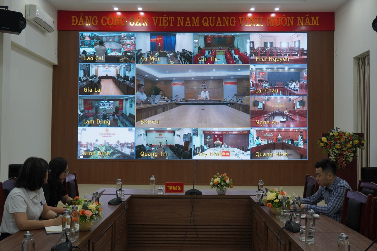 BỘ KHOA HỌC VÀ CÔNG NGHỆ TỔ CHỨC HỘI NGHỊ TRỰC TUYẾN VỀ PHÂN CẤP GIẢI QUYẾT THỦ TỤC HÀNH CHÍNH TRONG LĨNH VỰC BƯU CHÍNH CHO CÁC ĐỊA PHƯƠNG